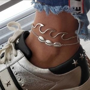 Waves and Cowrie Shells Anklet Set